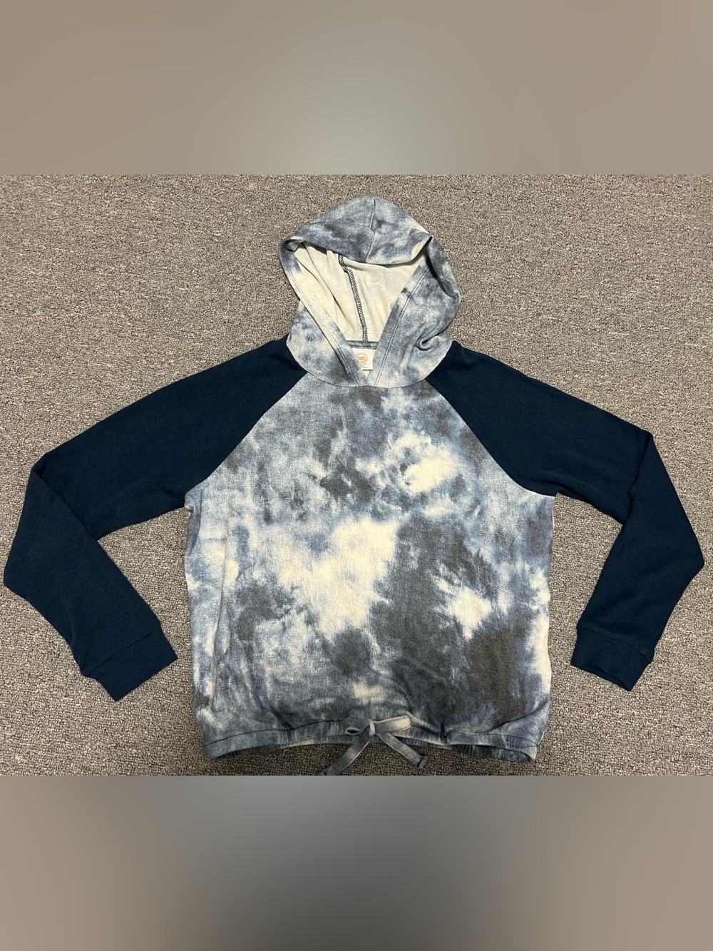 wonder nation Girl’s Blue and Cream Tie-Dye Hooded Pullover